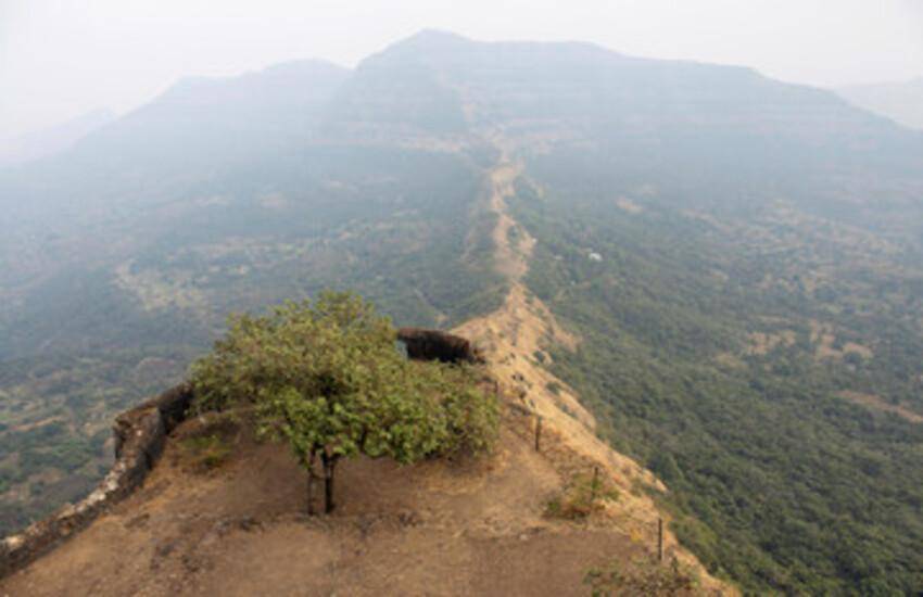 Tikona Fort – Trekking in Pune