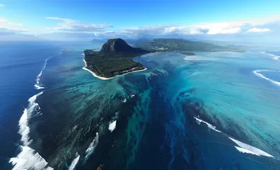Top 3 Underwater waterfall in the World